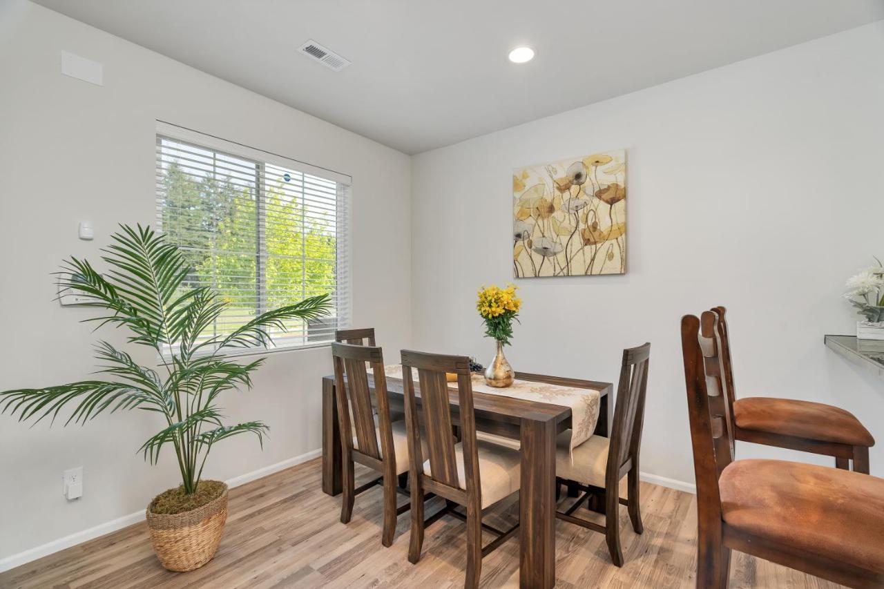 Terra House Tacoma - Ev Power Station, Crib, Stroller, High Chair Exterior foto